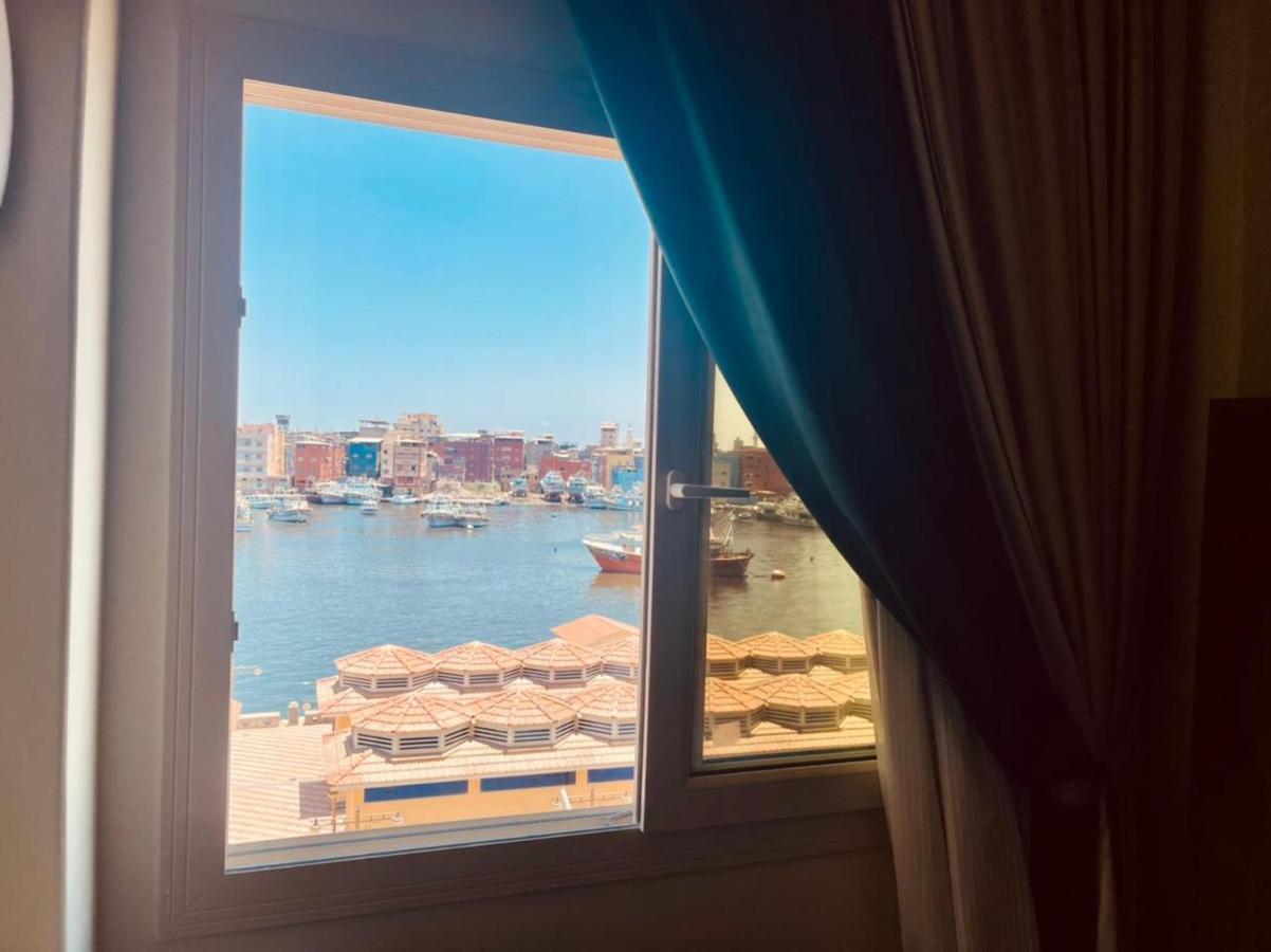 Omar Elkhaiam Hotel Ras el-Barr エクステリア 写真